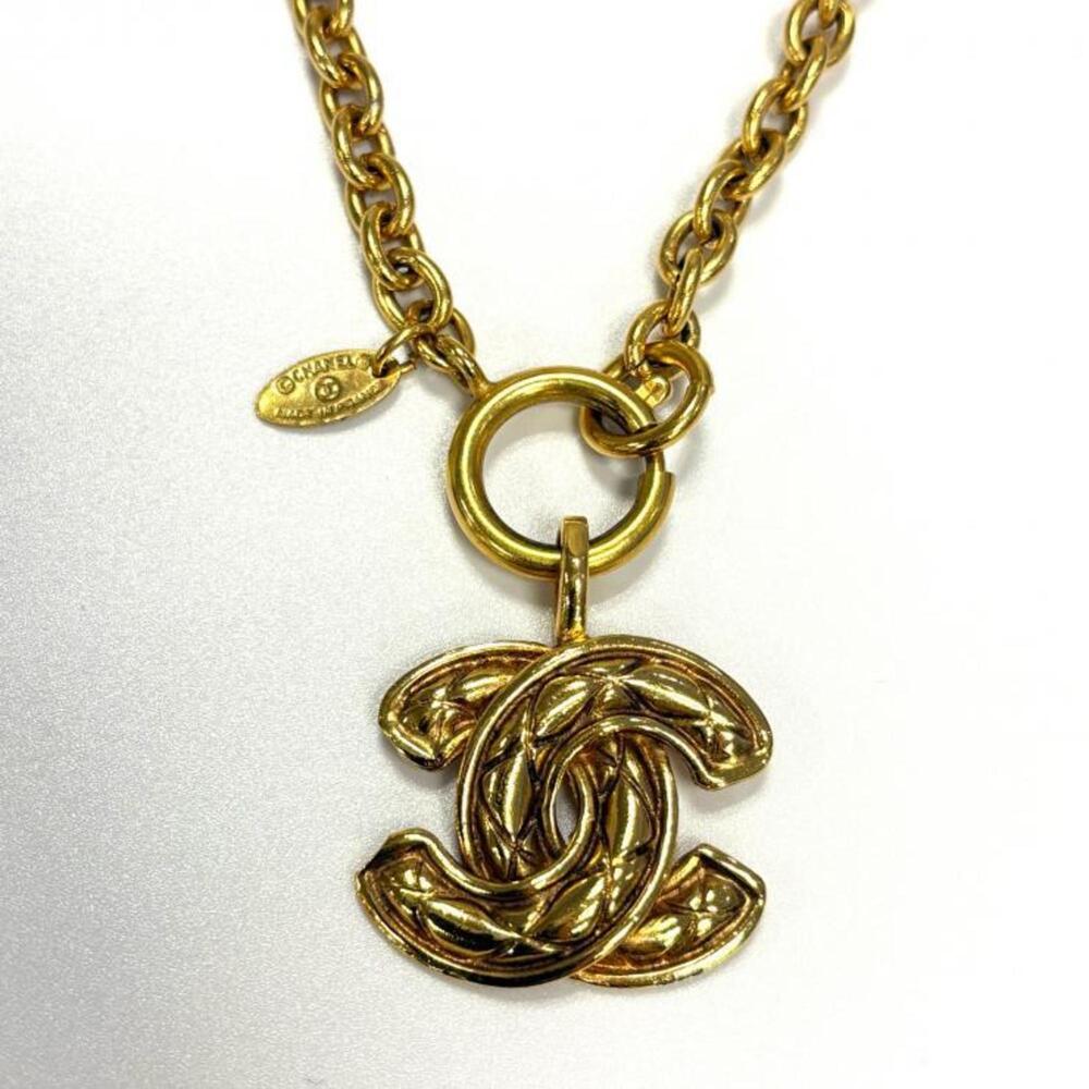 CHANEL Vintage Gold Logo Necklace - Picture 5 of 8